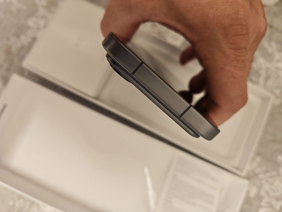 Чисто нов Xiaomi 17 Pro Max   16ram/1TB черна перла невероятен