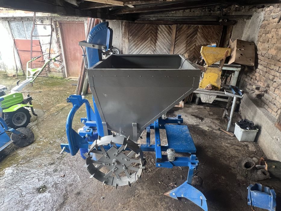 Картофосъдачка Graecus едноредова