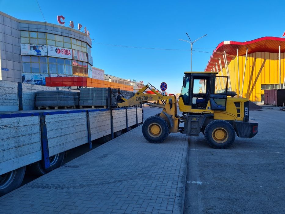 Услуги погрузчика ковш вилы