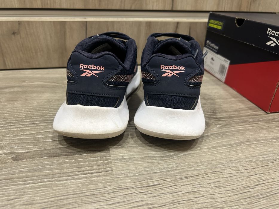 маратонки Reebok