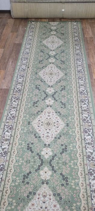 Продам ковровую дорожку