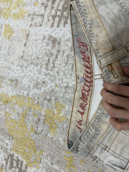 продам джинсы унисекс новые