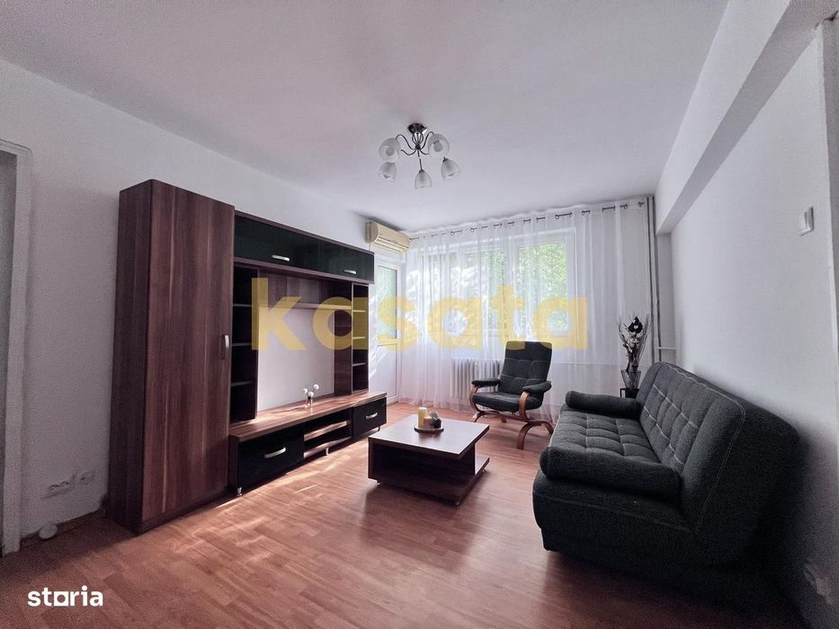 3 Camere de Închiriat