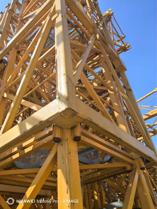 Башенный кран секция