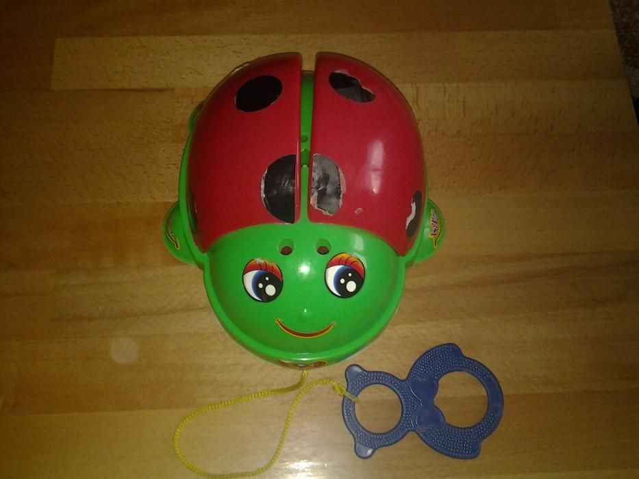 **Buburuza cu Snur 23 cm jucarie copii