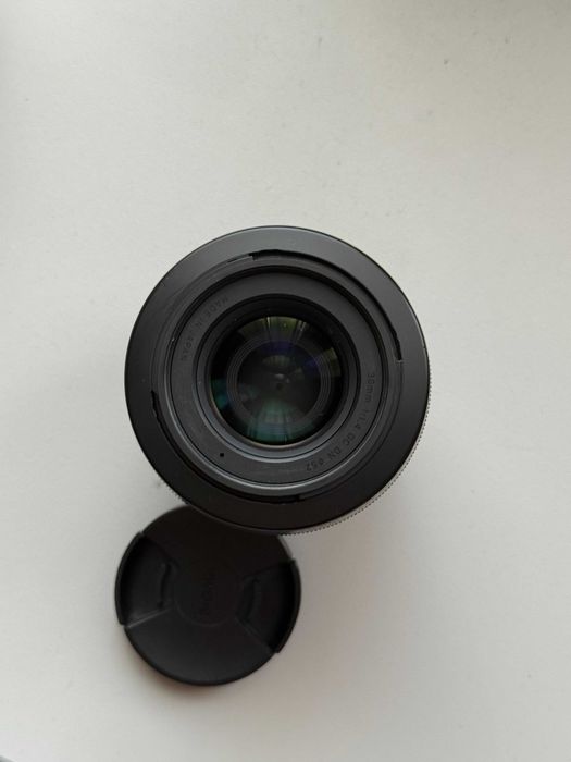 Напълно работещ SIGMA 30 mm f / 1.4 DC DN Sony E-mount + подарък