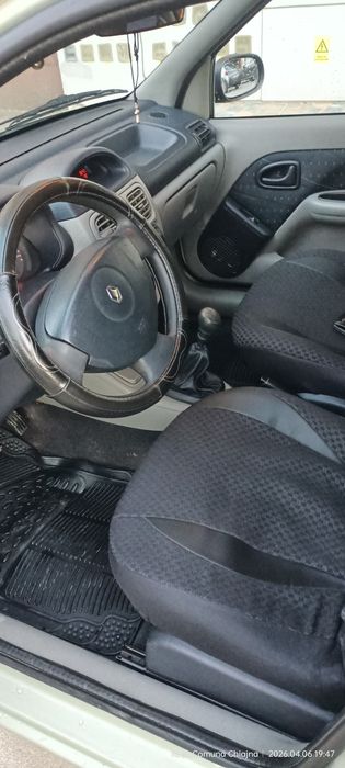 RENAULT Clio 2002 — imagine 4