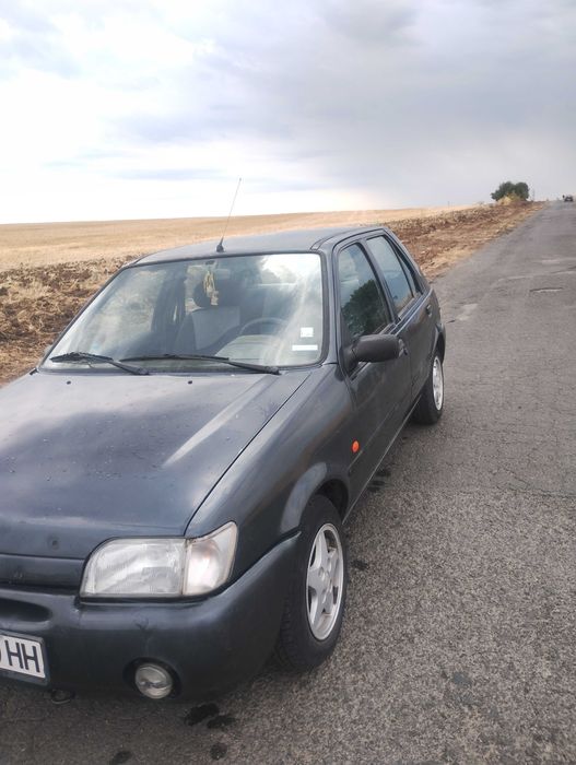 Форд фиеста 1.3 бензин