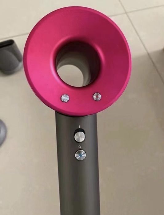Uscator de par Dyson Supersonic hd08