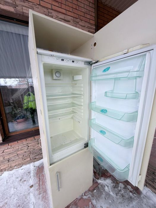 Продам холодильник