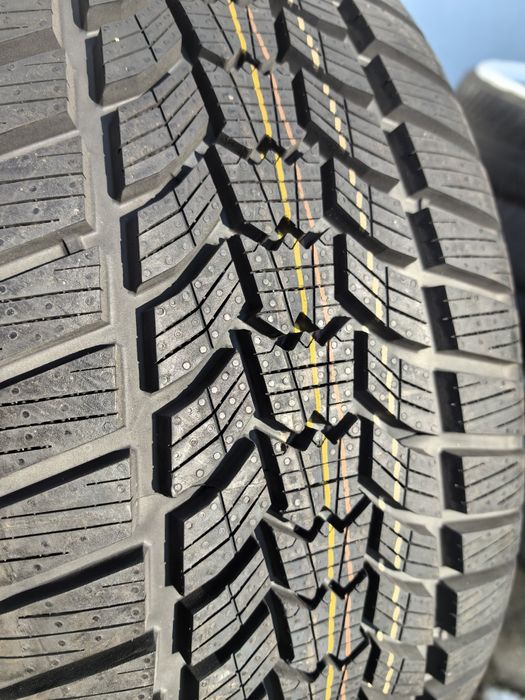 225/45/17 Сава ДОТ 2022 г - Чисто Нови