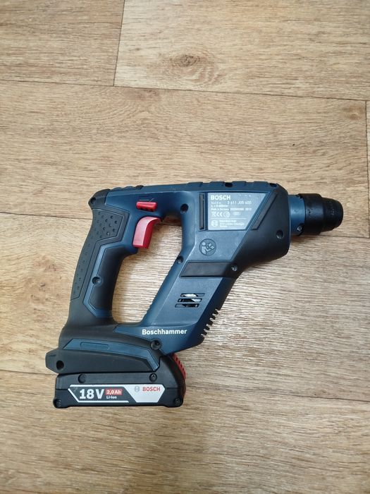 Перфоратор  Bosch.