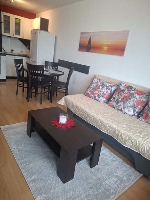 Дава се под наем Двустаен апартамент в Варна, Трошево - 60 кв.м за 612 € - Снимка #3