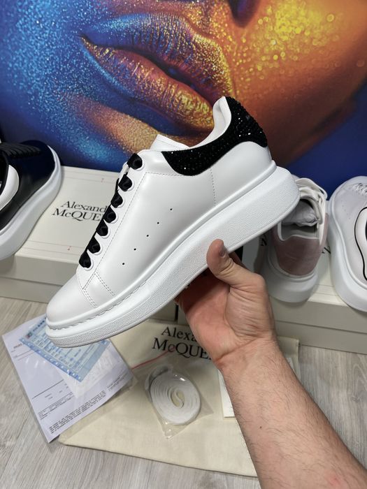 Adidasi Alexander McQueen piele naturala 100% Full Box colectie noua