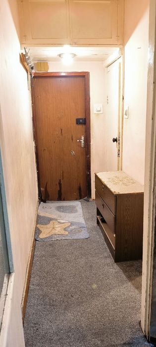 Продаю 2/2/5 на Максим Горьком (Художников)