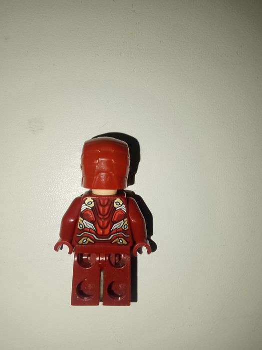 Легко минифигурка iron man