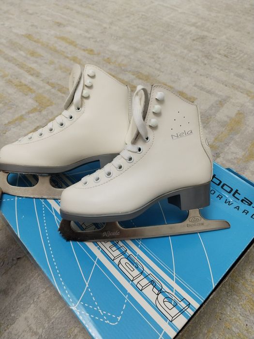 Коньки для фигурного катания