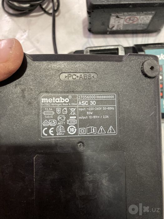 Metabo i Makita зарядишник