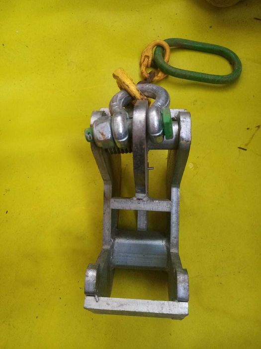 Ухваты для опалубки