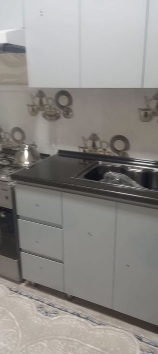 1 хоналик 3 каватда жойлашган квартира оилага ижарага берилади.
Упаков