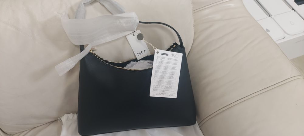 Оригинални чанти Furla и Patrizia pepe