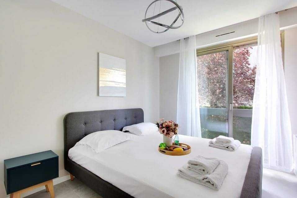 Продава се Двустаен апартамент в София, Витоша - 74 кв.м за 1865 €/кв.м - Снимка #4