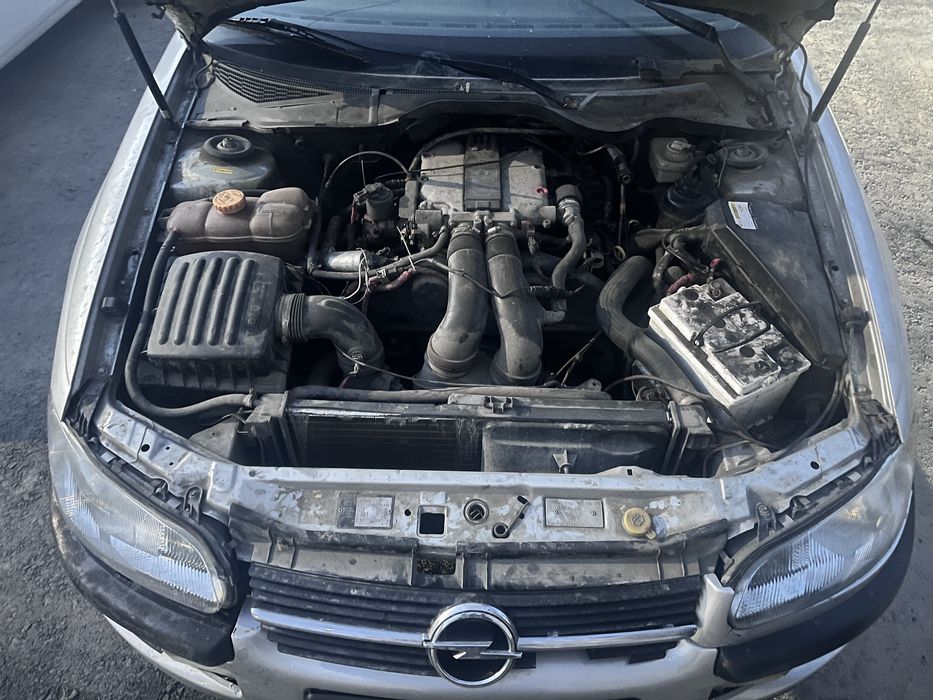 Opel omega b 1994 2.5л