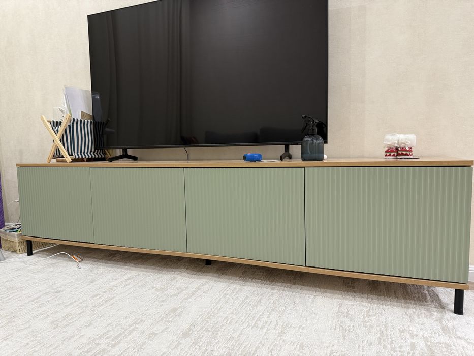 Продам тумбу под тв