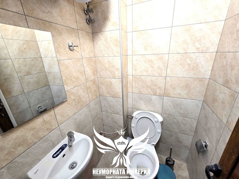 Под наем 76кв помещение, офис студио салон ателие в Асеновград център