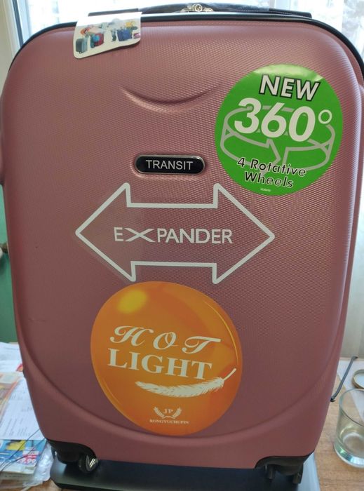 Куфар карбон за самолет