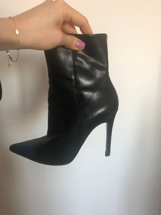 Pantofi negrii cu toc subtire