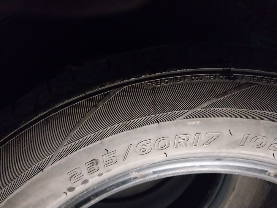 Шины 235/60р17 б/у