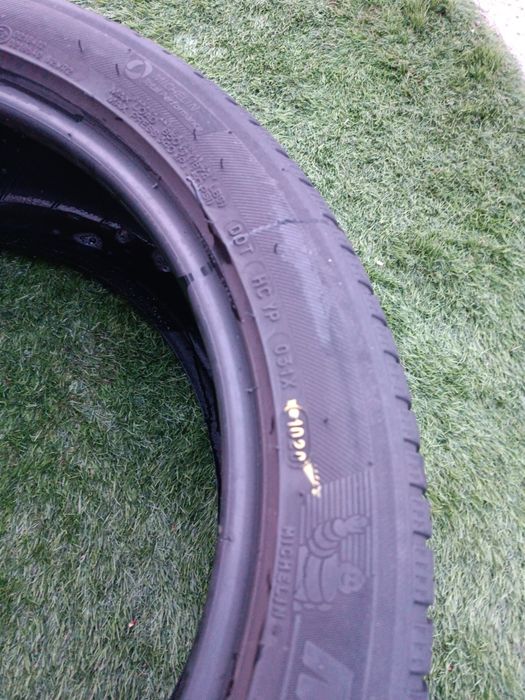 245.45.19 Michelin