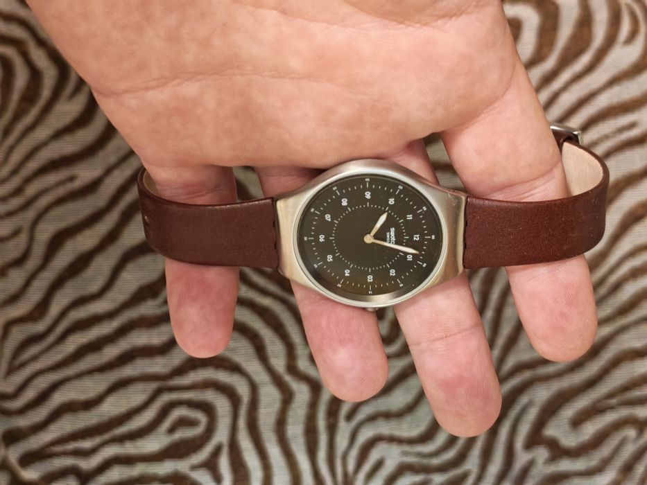 Ceas Swatch Skinbrushed (SYXS102) ultra subțire