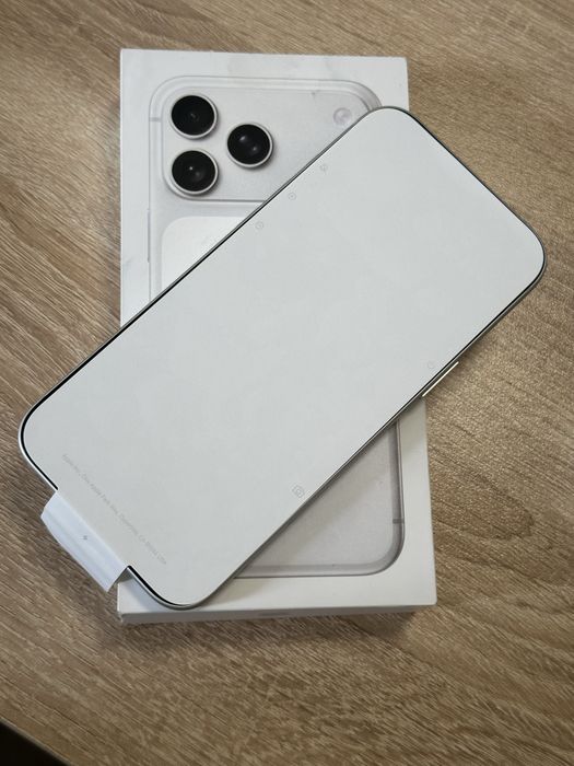 Iphone 17 Pro Max 256GB Silver НОВ! 0 Зареждания! Гаранция
