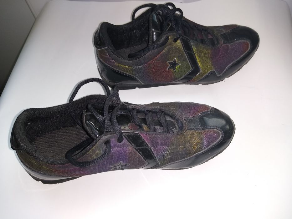 Маратонки Convers