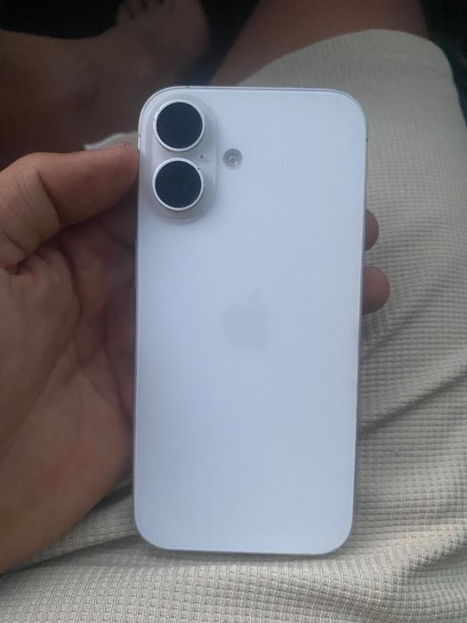 Iphone 16 с грантия