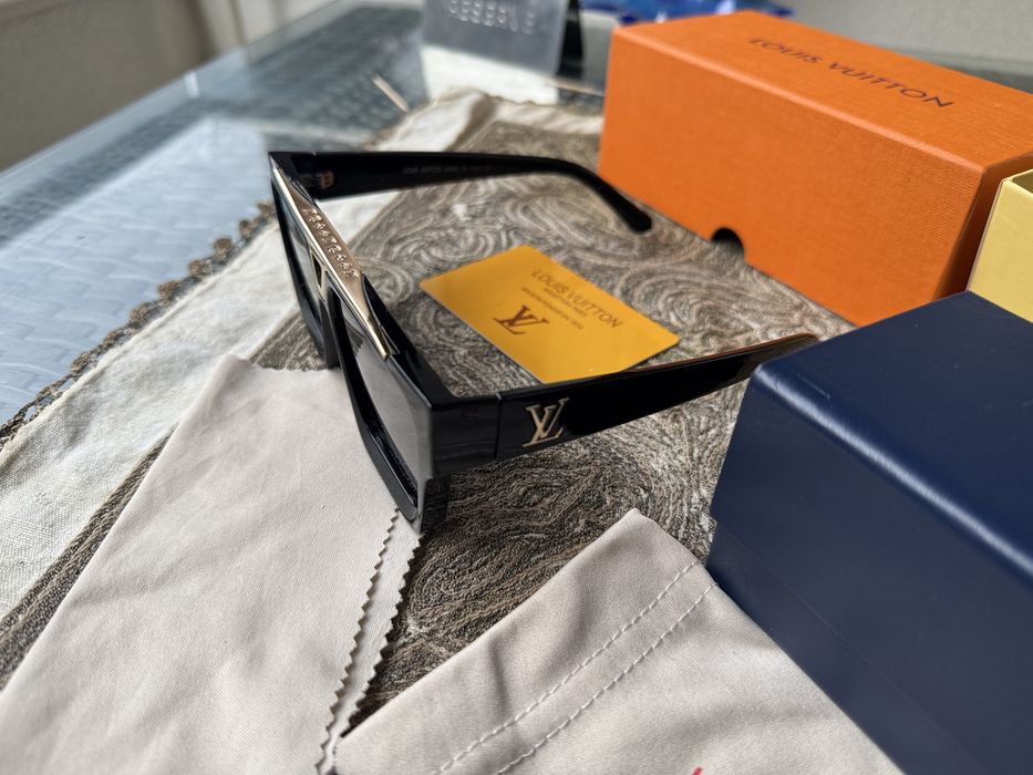 Louis Vuitton слънчеви очила. Нови !