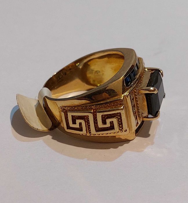 Перстень мужской золотой  кольцо