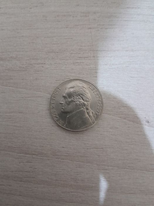 Монета 5 центов 2005 года