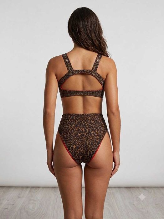 Alt. Australia Ефектен цял бански XS