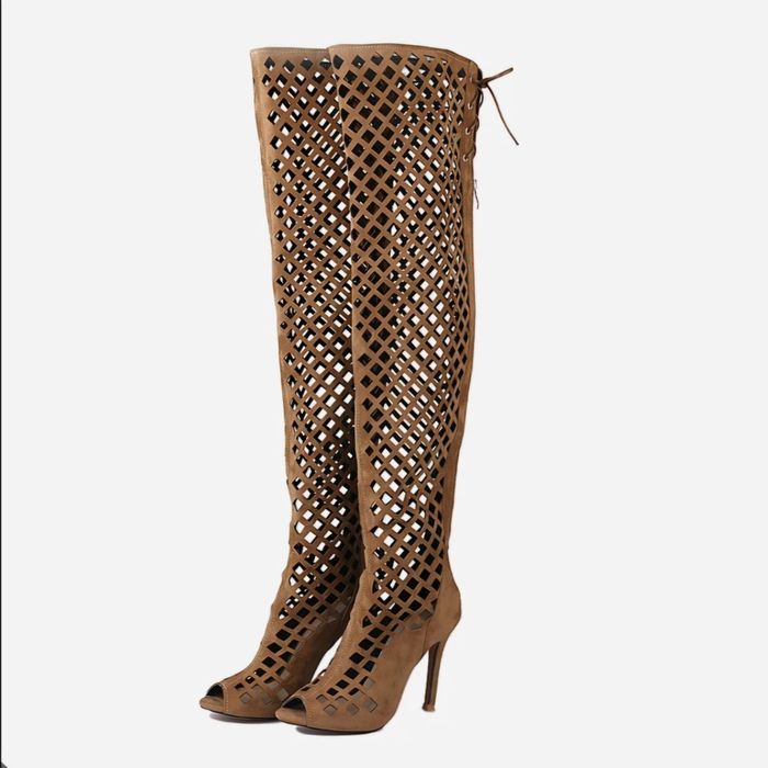 Продам новые летние ботфорды