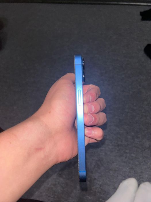 Айфон 13 акб85%.