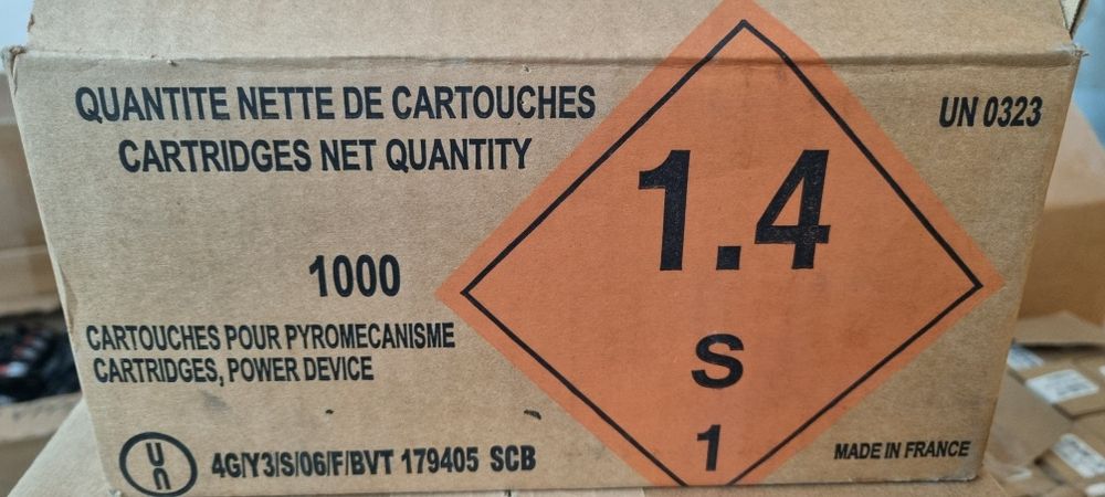 Монтажные патроны спит