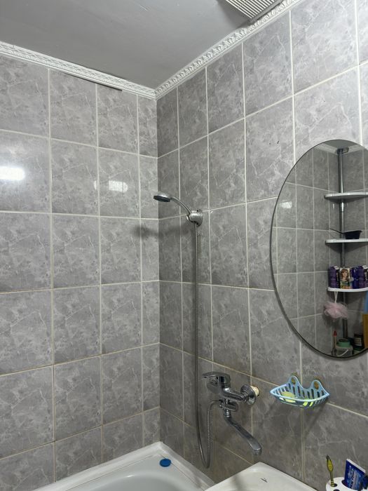 Продам 2х квартиру Ауэзова 4