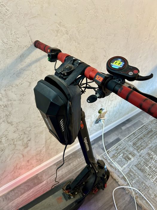 Электросамокат Kugoo Kirin M4 11Ah