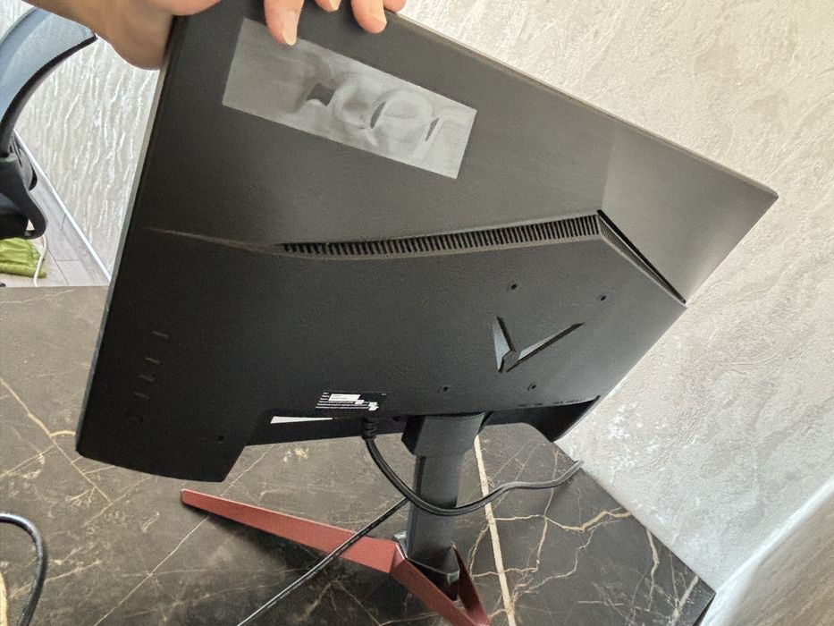 Мониторы хорошем состояние