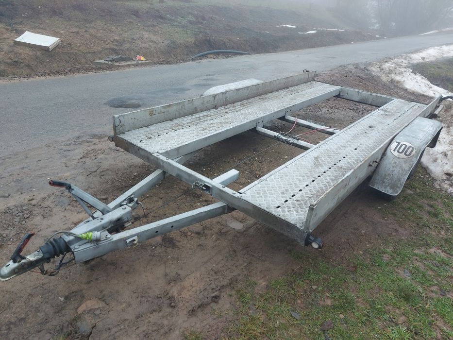 Trailer assemis 2 tone