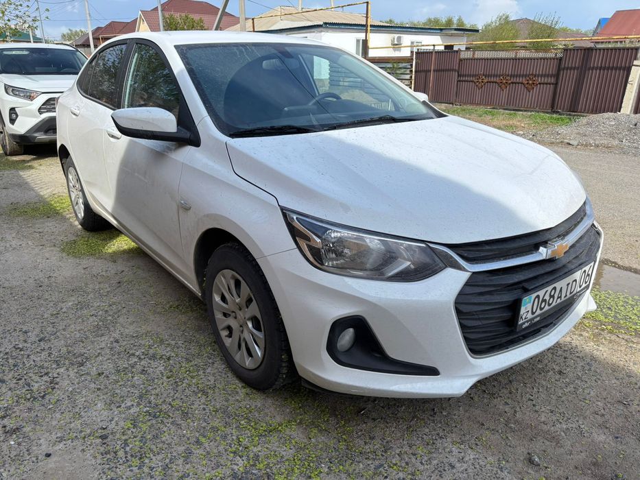 Продам машину шевроле