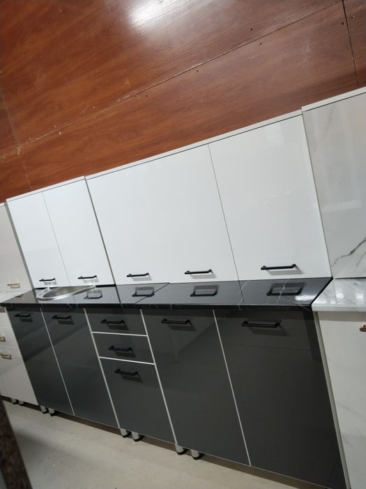 Кухынный мебель!!